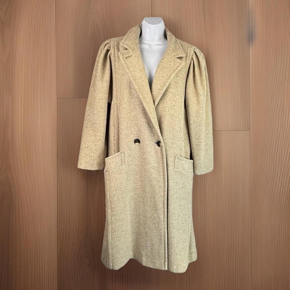 Vintage 1980s USA Wool Overcoat Cream Tweed Herringbone Puffy Shoulder Jacket